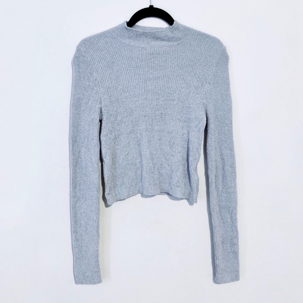 3/$13❗️Forever 21 Ribbed Cropped Sweater